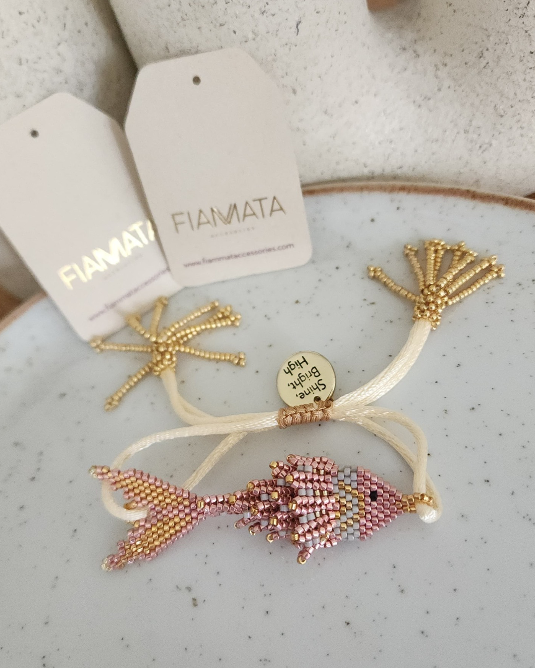 PULSERA MIYUKI PEZ EN 3D